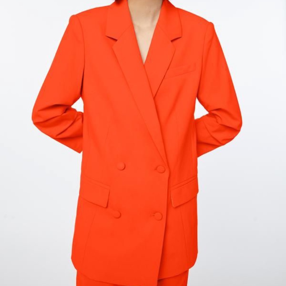 Imaan x Frame Darted Double Breasted Wool Blazer